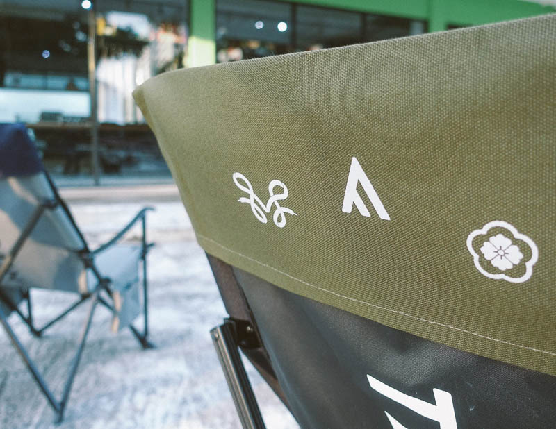 sole-superior-chair-close-up
