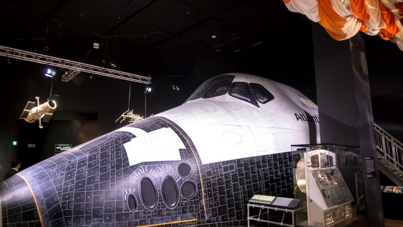 NASA - Lunar Spaceflight Shuttle