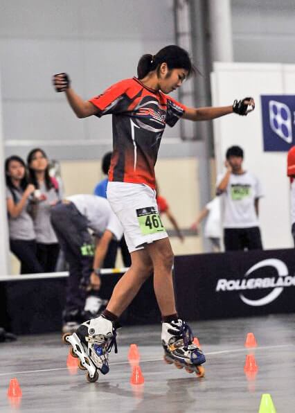 learn-new-sports-inline-skating