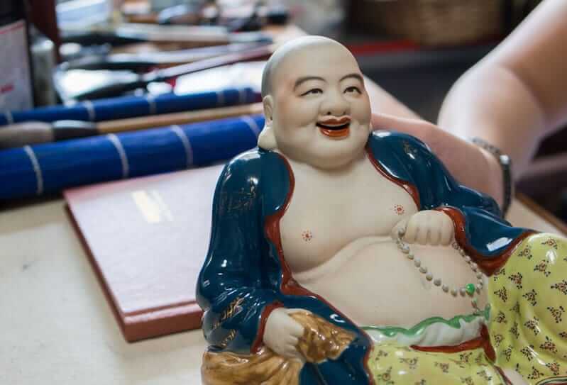 Antique collector-8
