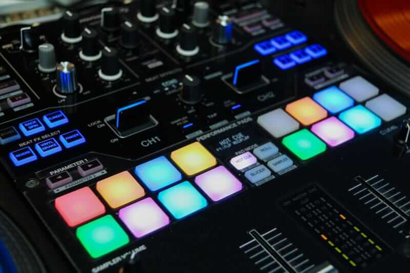 e-tracx singapore - dj school