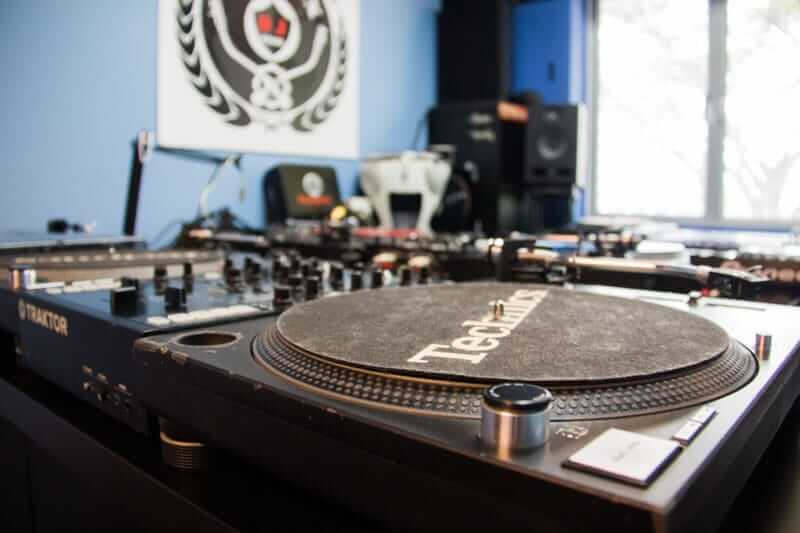 dj skool e-tracx singapore