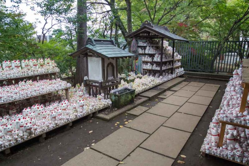 Gotokuji Maneki neko temple